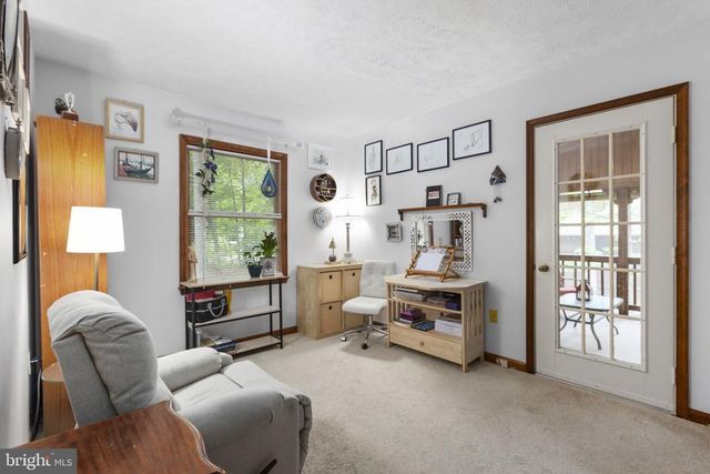 125 FAIRWAY DR, Locust Grove, VA 22508