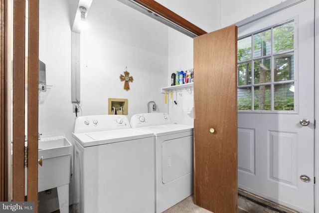 125 FAIRWAY DR, Locust Grove, VA 22508