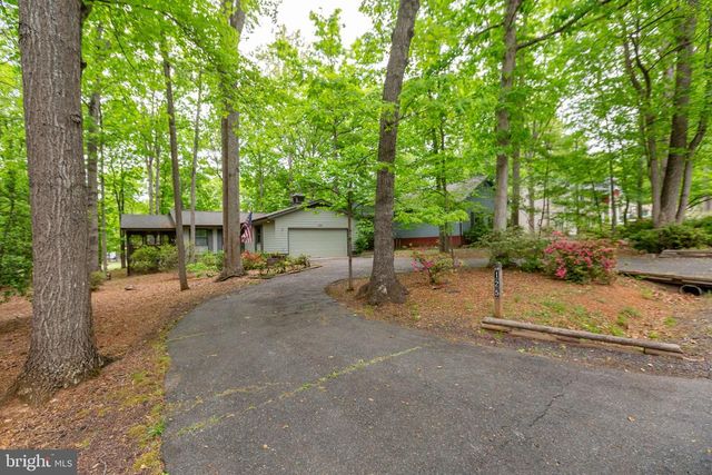 125 FAIRWAY DR, Locust Grove, VA 22508