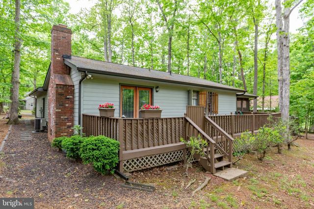 125 FAIRWAY DR, Locust Grove, VA 22508