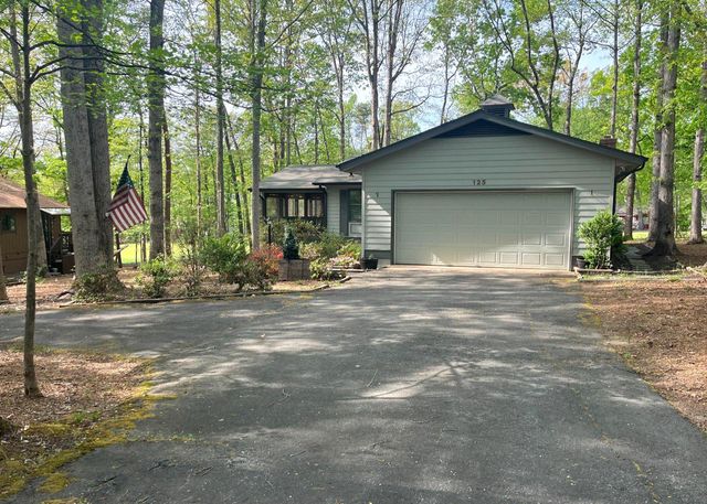 125 FAIRWAY DR, Locust Grove, VA 22508