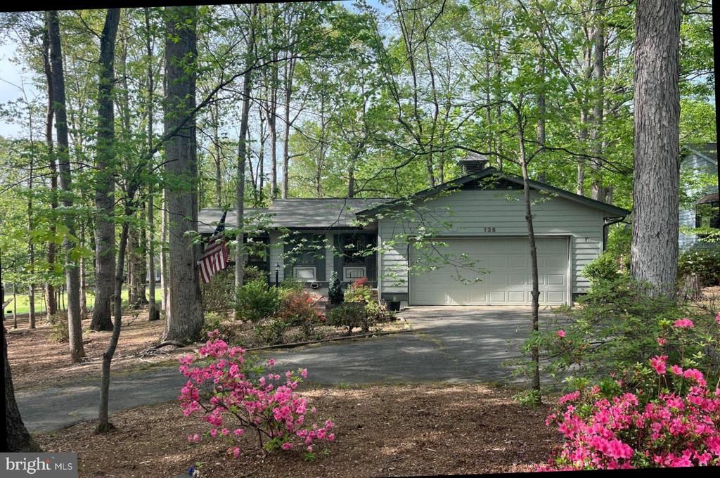 125 FAIRWAY DR, Locust Grove, VA 22508