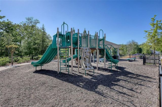 5783 Turnstone Trail, Flowery Branch, GA 30542