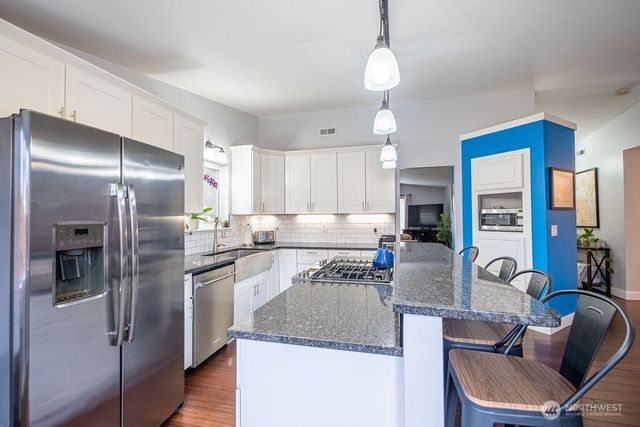 2302 13th Street, Anacortes, WA 98221