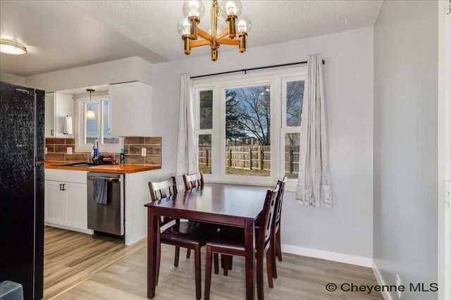 4700 KING ARTHUR WY, Cheyenne, WY 82009