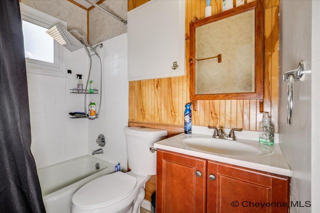 4700 KING ARTHUR WY, Cheyenne, WY 82009