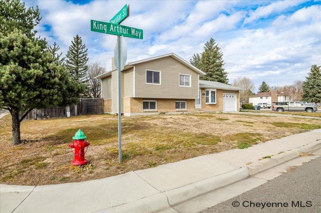 4700 KING ARTHUR WY, Cheyenne, WY 82009