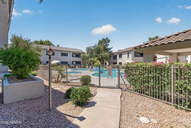 9555 E RAINTREE Drive 2056, Scottsdale, AZ 85260