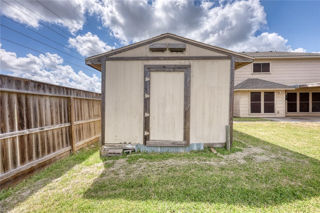 3901 Gibraltar Dr, Corpus Christi, TX 78414
