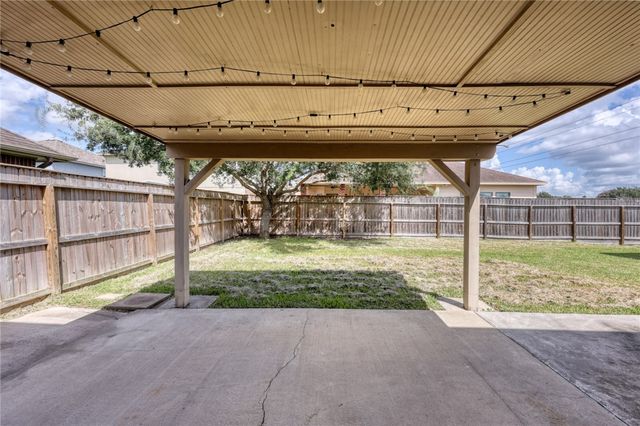 3901 Gibraltar Dr, Corpus Christi, TX 78414