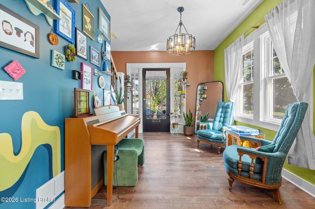 4516 S 2nd St, Louisville, KY 40214