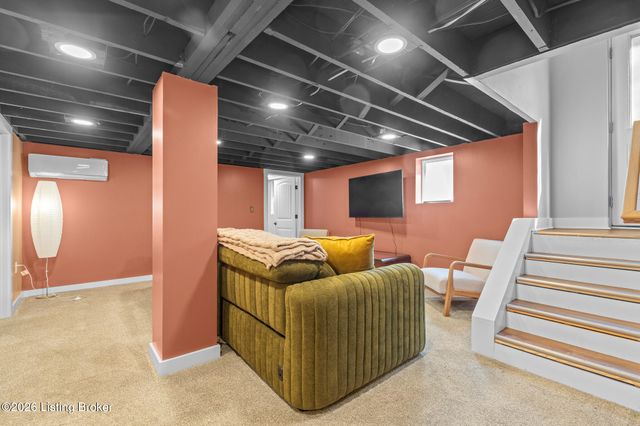 4516 S 2nd St, Louisville, KY 40214