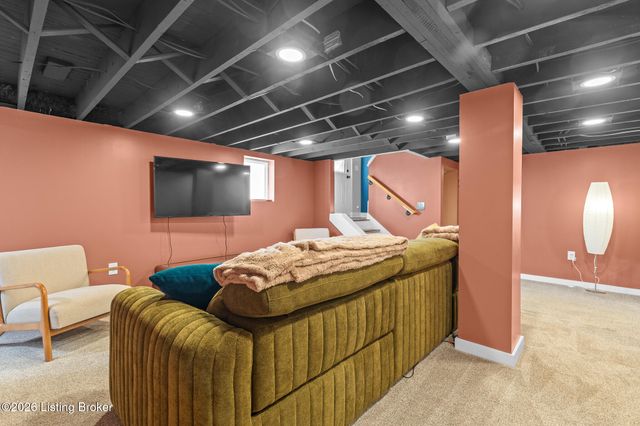 4516 S 2nd St, Louisville, KY 40214