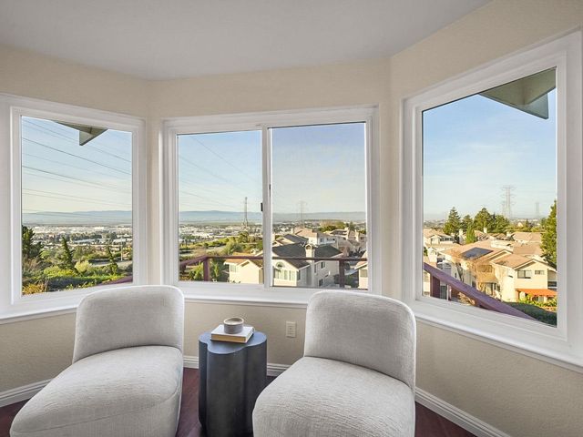 43718 Cameron Hills Dr, Fremont, CA 94539