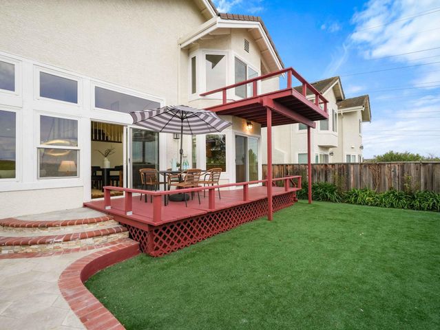 43718 Cameron Hills Dr, Fremont, CA 94539