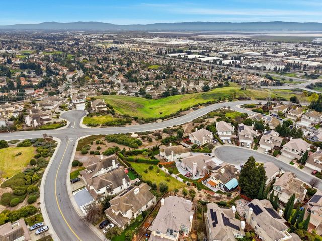 43718 Cameron Hills Dr, Fremont, CA 94539