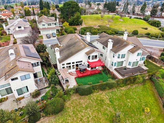 43718 Cameron Hills Dr, Fremont, CA 94539