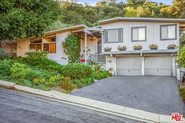2436 Arbutus Drive, Los Angeles, CA 90049