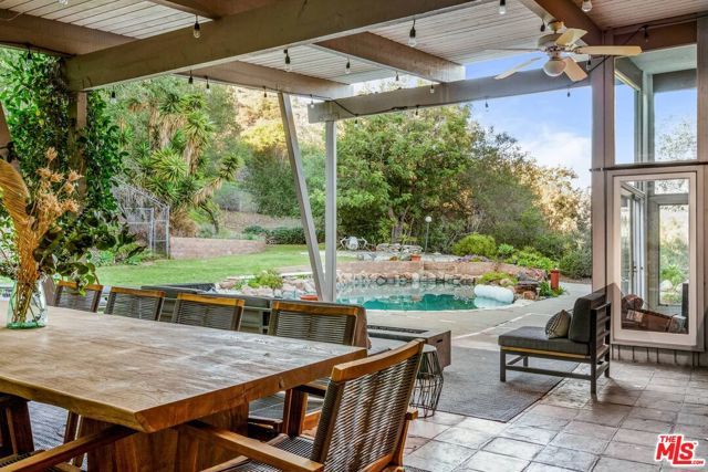 2436 Arbutus Drive, Los Angeles, CA 90049