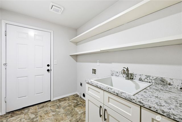 4615 SW 329th Way, Federal Way, WA 98023