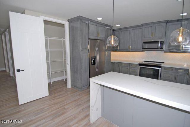 8541 E CATALINA Drive, Scottsdale, AZ 85251