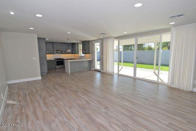 8541 E CATALINA Drive, Scottsdale, AZ 85251