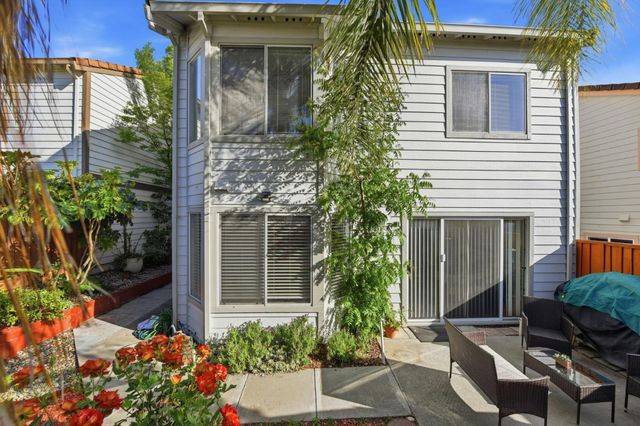 2291 Farmcrest Street, Milpitas, CA 95035