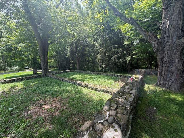 5559 Mccormick Road, Ravenna, OH 44266