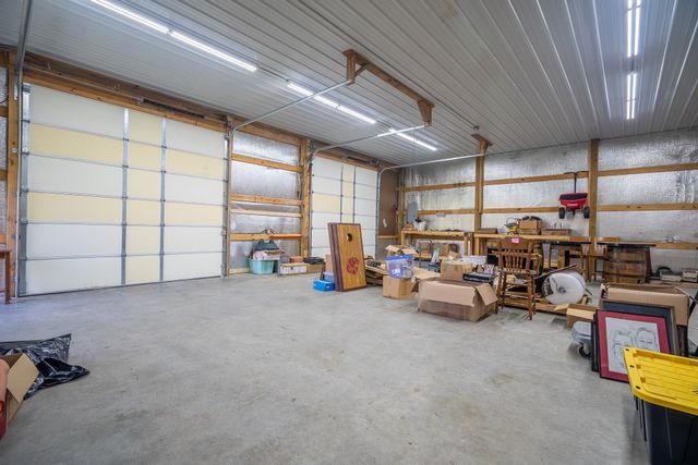 876 W Point Rd, Lawrenceburg, TN 38464