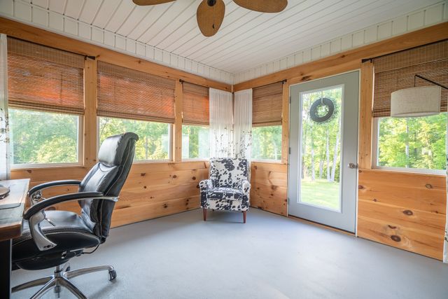 876 W Point Rd, Lawrenceburg, TN 38464