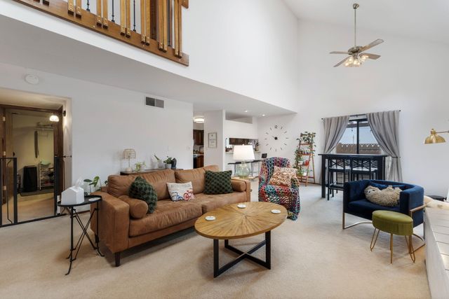 4809 Manitoba Court NE, Albuquerque, NM 87111