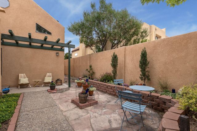 4809 Manitoba Court NE, Albuquerque, NM 87111