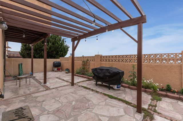 4809 Manitoba Court NE, Albuquerque, NM 87111