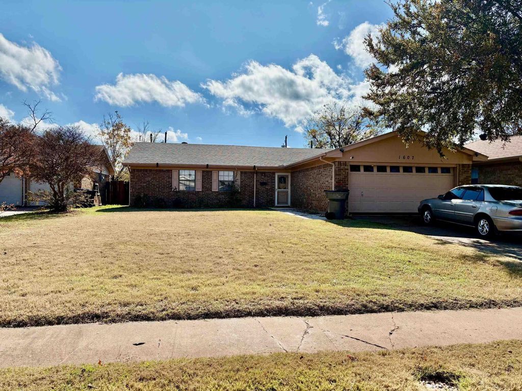 1607 BERT DRIVE, Wichita Falls, TX 76302