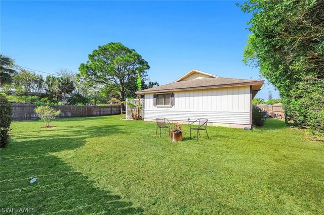 27983 Temple Terrace DR, Bonita Springs, FL 34135