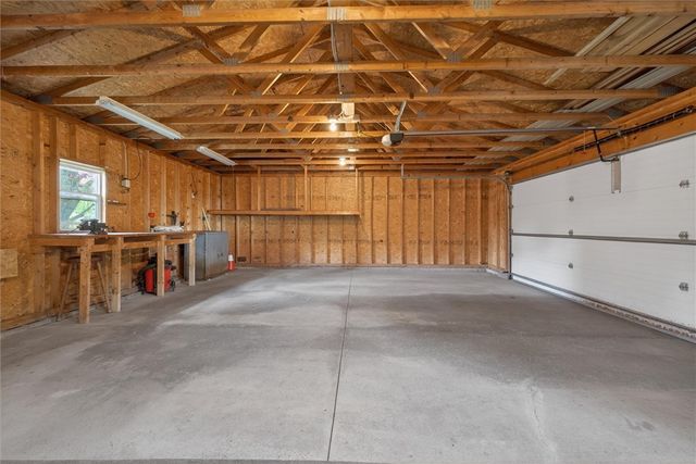 6042 East River Road, Henrietta, NY 14586