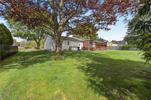 6042 East River Road, Henrietta, NY 14586
