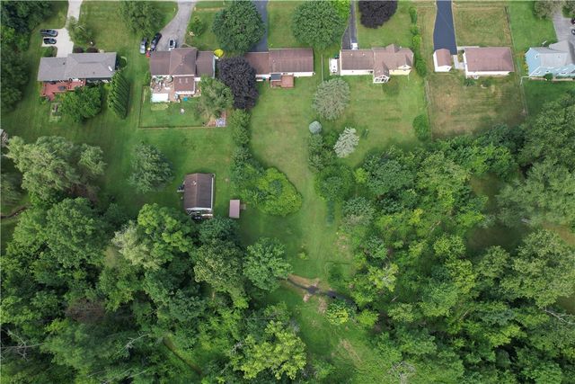 6042 East River Road, Henrietta, NY 14586