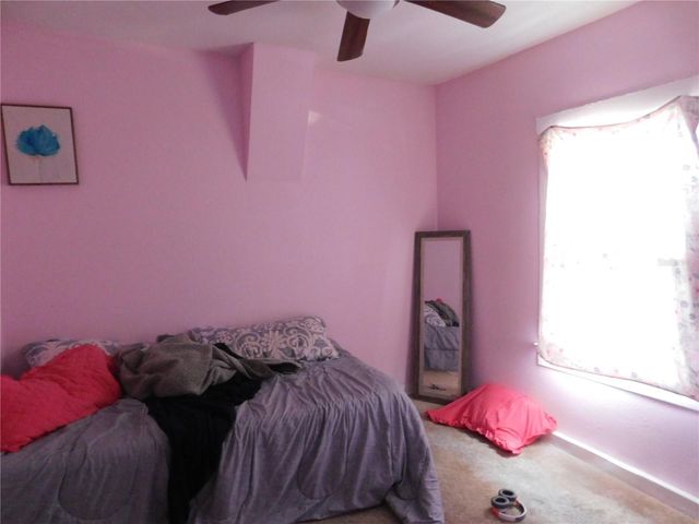 8412 N SEMINOLE AVENUE, Tampa, FL 33604