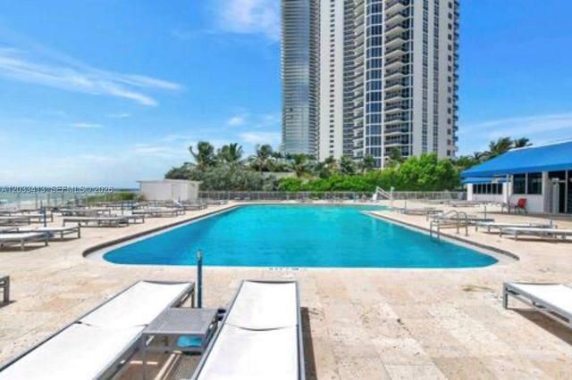 19201 Collins Avenue 440, Sunny Isles Beach, FL 33160