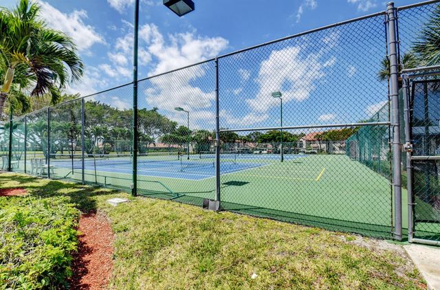 14492 Via Royale, Delray Beach, FL 33446