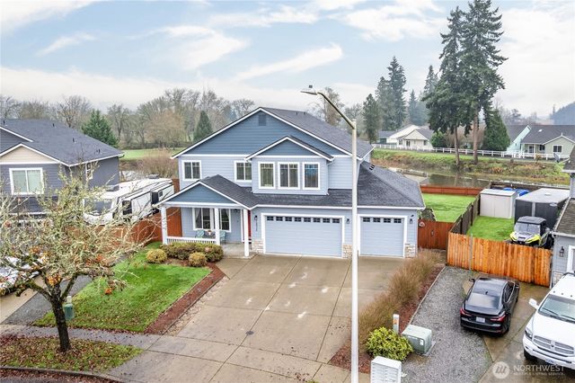 1834 Island Drive, Longview, WA 98632