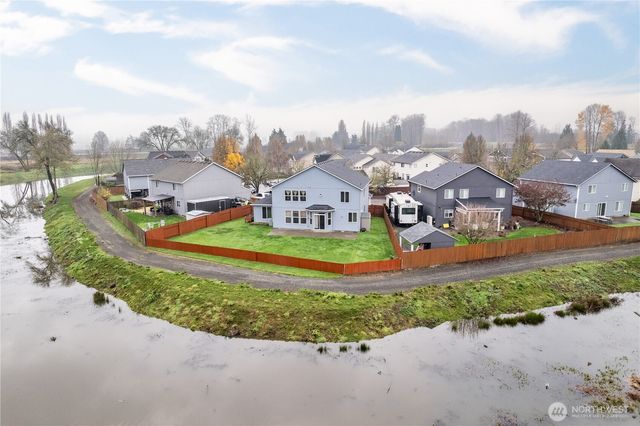 1834 Island Drive, Longview, WA 98632