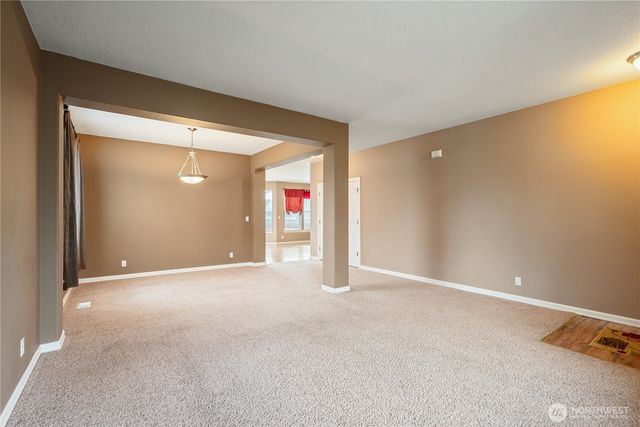 1834 Island Drive, Longview, WA 98632