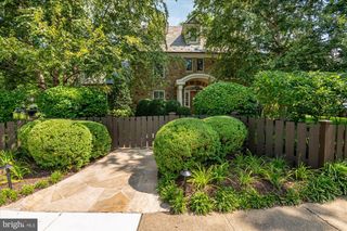 1801 N HARTFORD ST N, Arlington, VA 22201