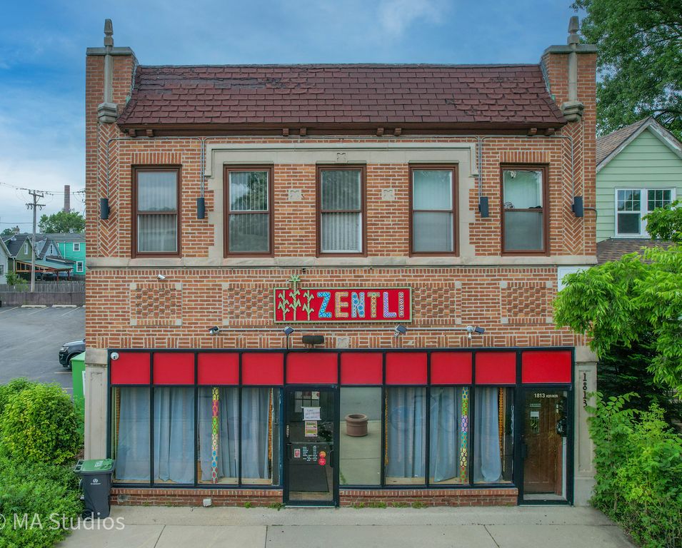 1813 Dempster Street, Evanston, IL 60201