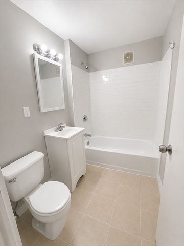 196 Washinton Street 2, Lynn, MA 01902