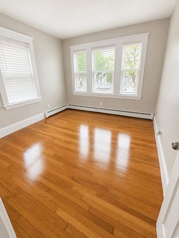 196 Washinton Street 2, Lynn, MA 01902