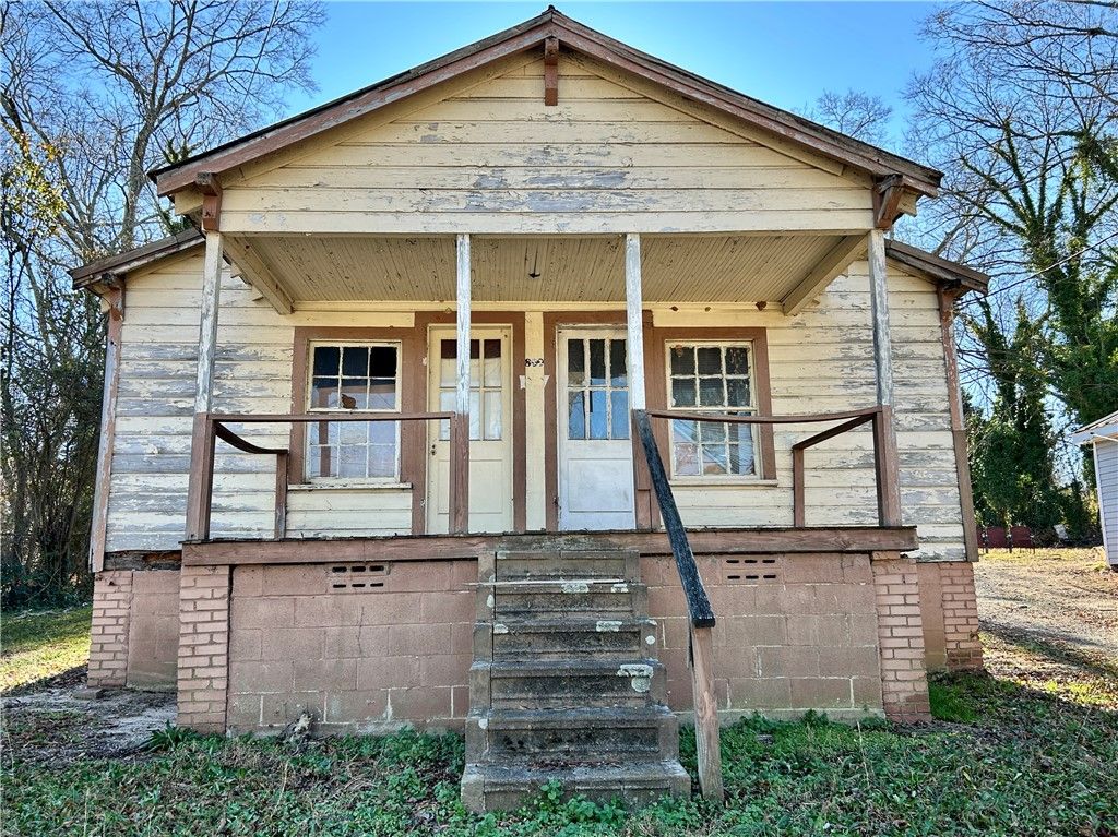 800 Beachwood Avenue, Anderson, SC 29621