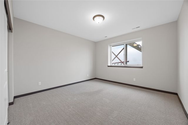 3667 McClain Way, Hiawatha, IA 52233